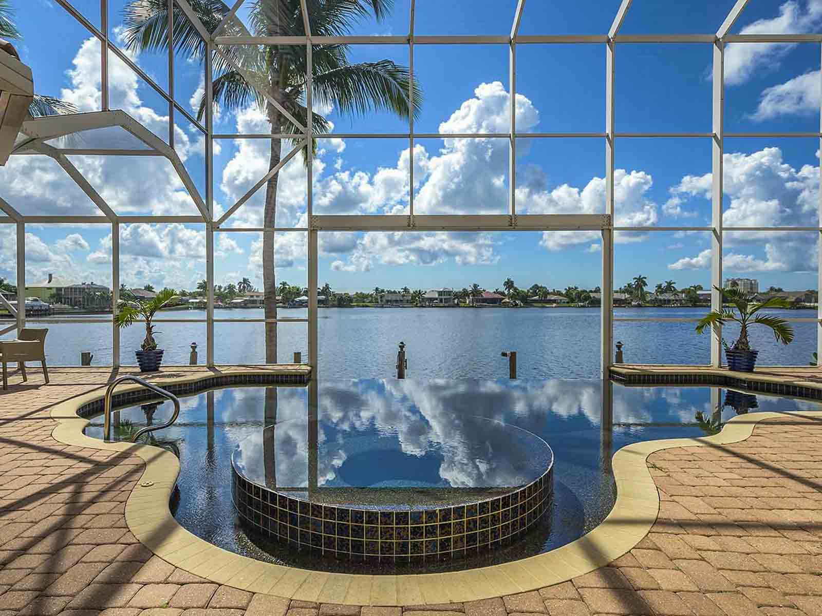 Waterfront Vacation Rentals Cape Coral